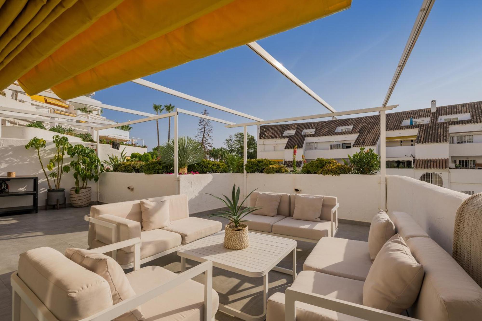 Apartment Luxury El Dorado Puerto Banus, Nueva Andalucia, 4 Bedrooms *